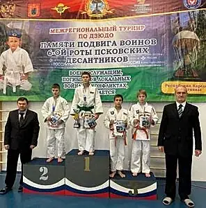 ii_mezhregionalnyj_turnir_pamyati_podviga_voinov_6-oj_roty_pskovskih_desantnikov_2.jpg