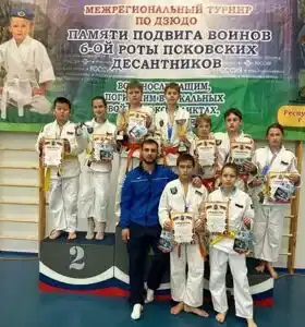 ii_mezhregionalnyj_turnir_pamyati_podviga_voinov_6-oj_roty_pskovskih_desantnikov_9.jpg
